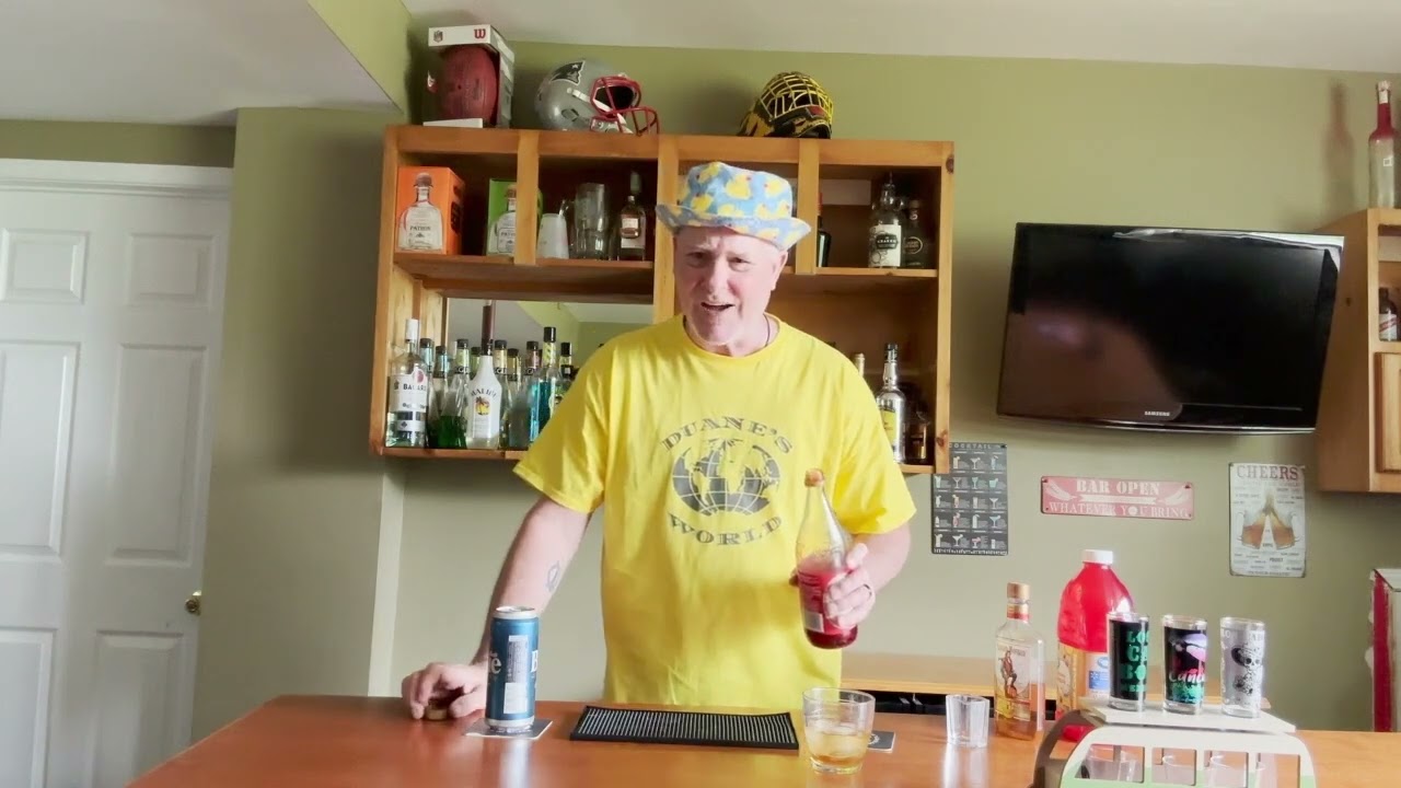 Bartending with The Boozin' Blogger : Bat Bite #duanesworld #subscribe