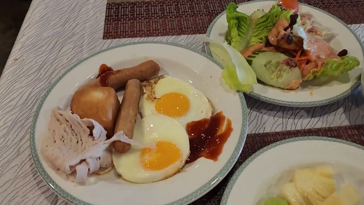 Buffet Breakfast at Promenade Hotel, KK