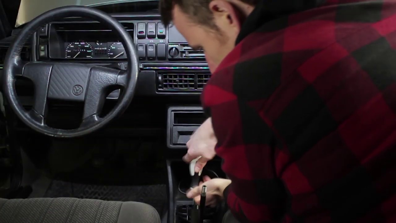 DIGIFIZmini Mk2 Golf USB Charger Installation