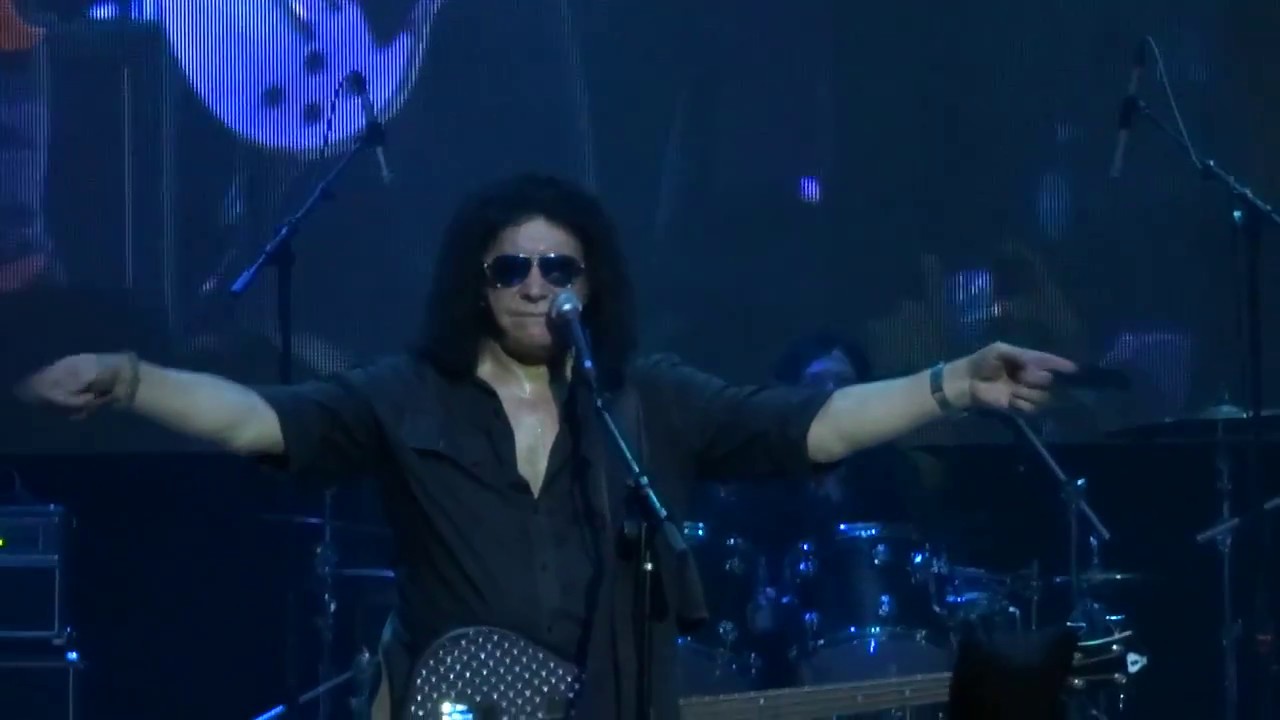 Gene Simmons Band LIVE - Are You Ready & It's My Life - St. Charles, IL - 5-3-2018
