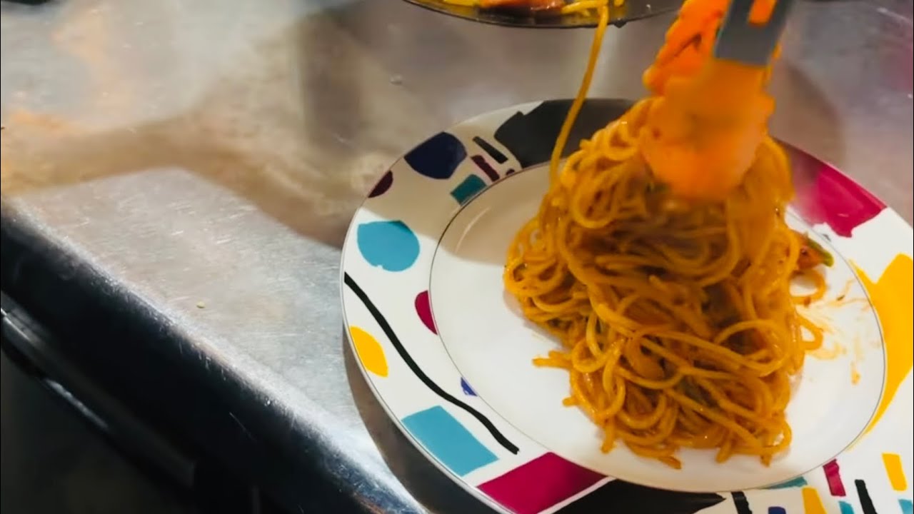 お持ち帰り用ナポリタンを家庭でも作れるように解説(^_^)v最後に番外動画ありますよ٩( ᐛ )و