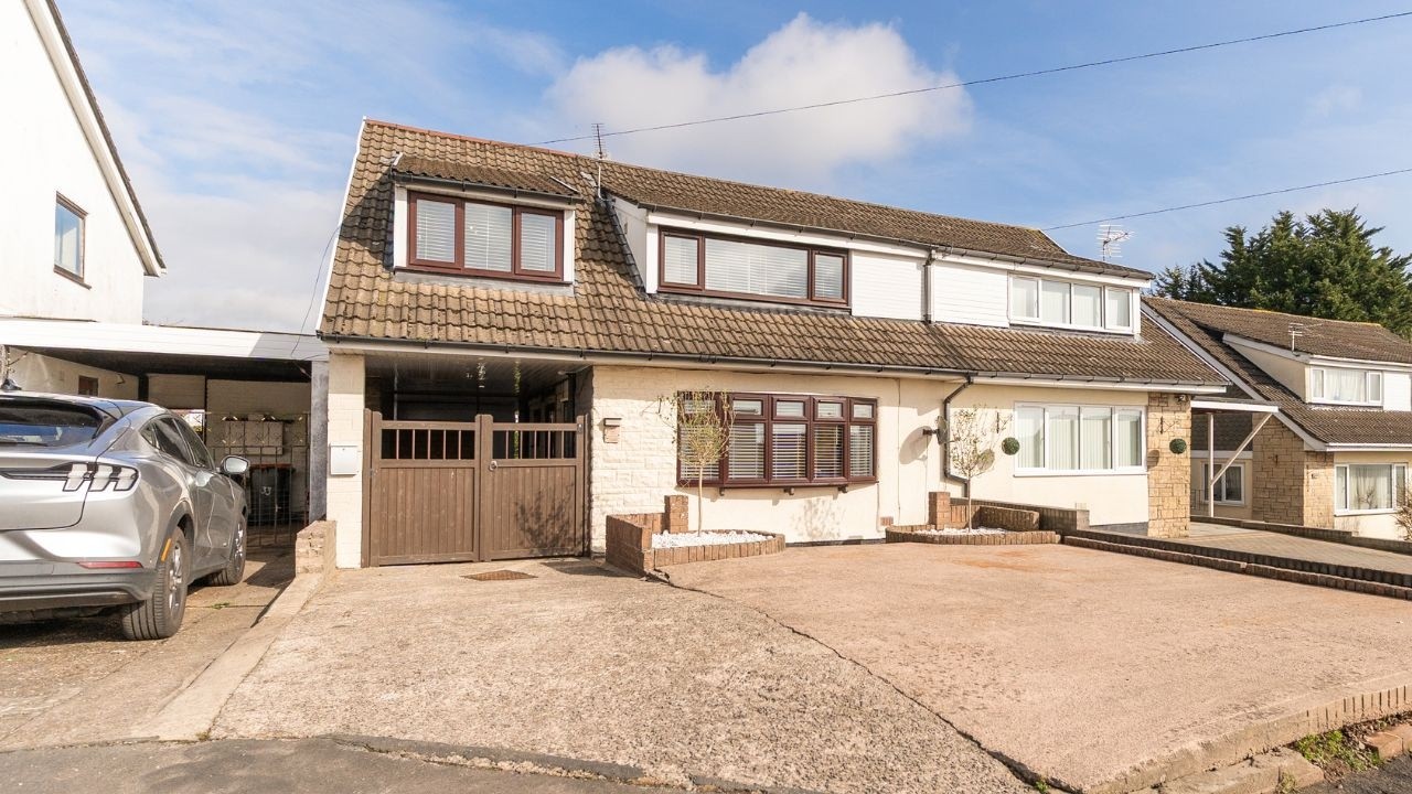 35 Eastfield Road