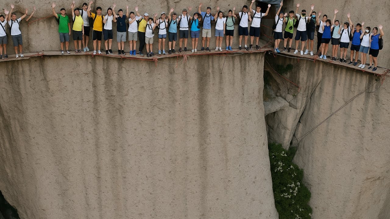 20 Most Dangerous Tourist Attractions in the World