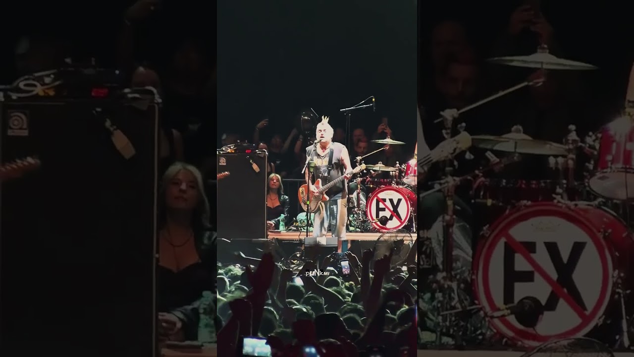 NOFX Live performance &ldquo;Linoleum&rdquo; - Carroponte Milano 2024