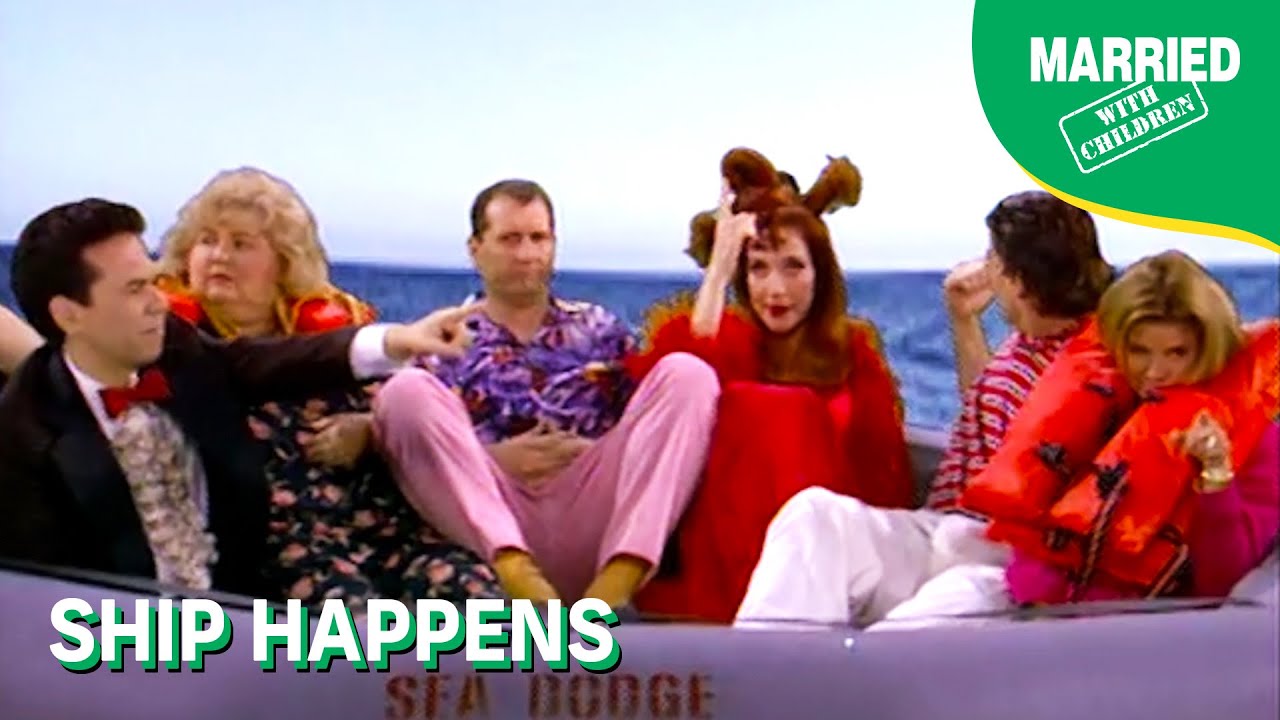 The Bundys Lost At Sea | Married With Children