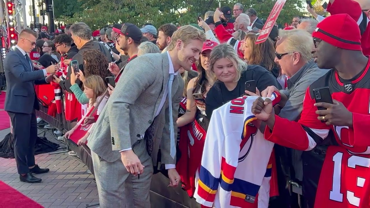 NJ Devils Dougie Hamilton Signs Autographs & Takes Photos with Fans Red Carpet #njdevils