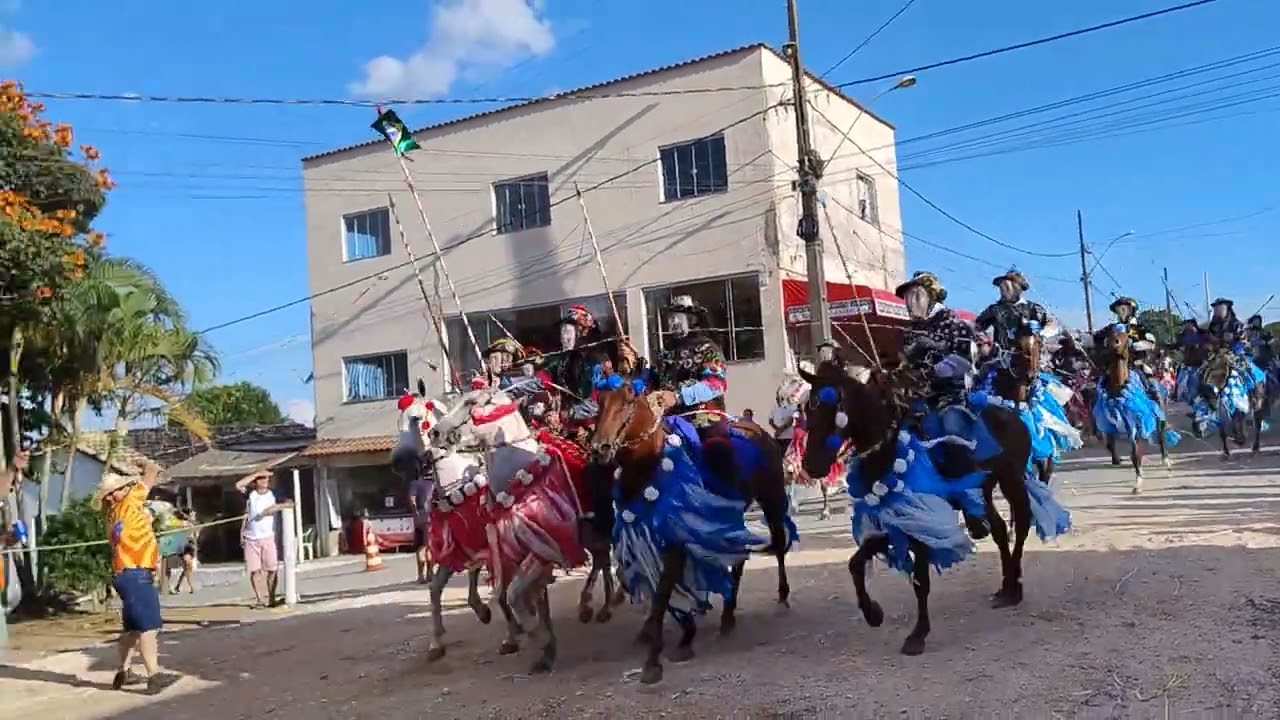 CARNAVAL 2026  DEIDVAN TIRANDO A BANDEIRA NACIONAL 