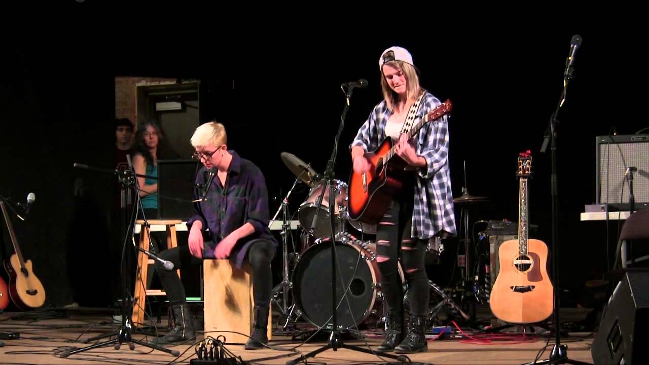 I Hate Myself For Loving You (Acoustic Joan Jett Cover)
