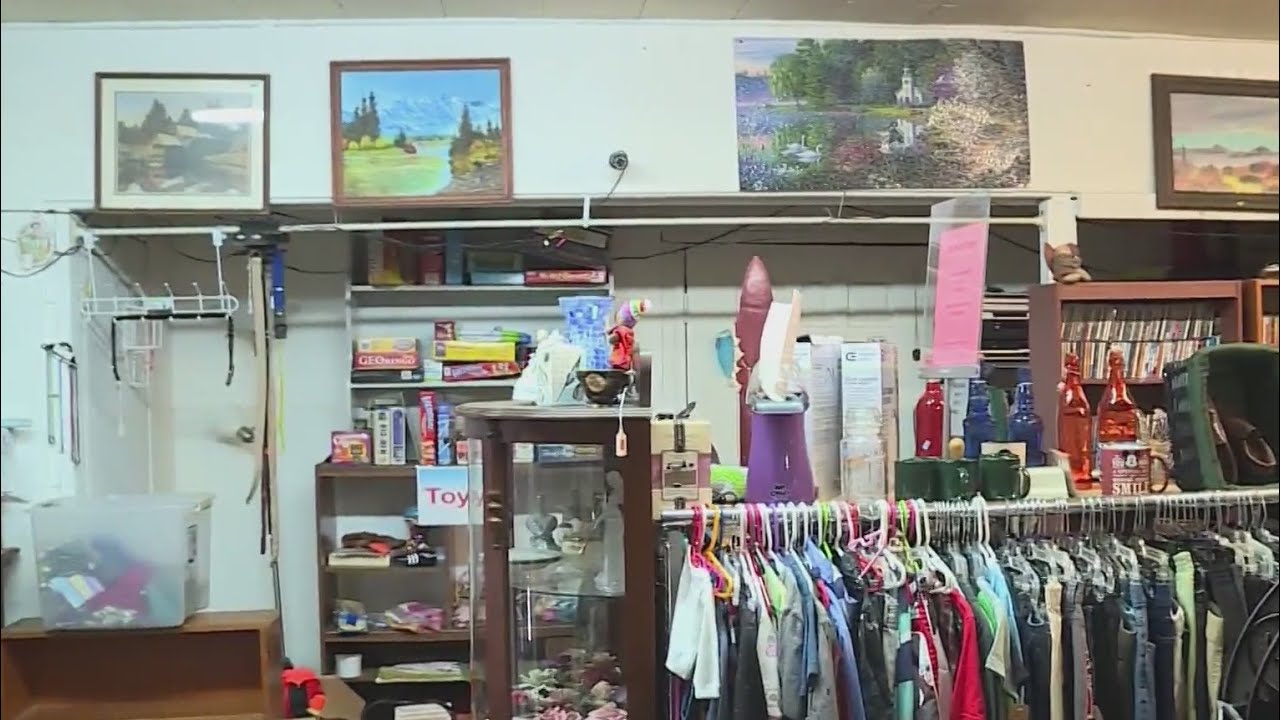&lsquo;Nobody wants to help&rsquo;: Portland thrift store closing due to crime