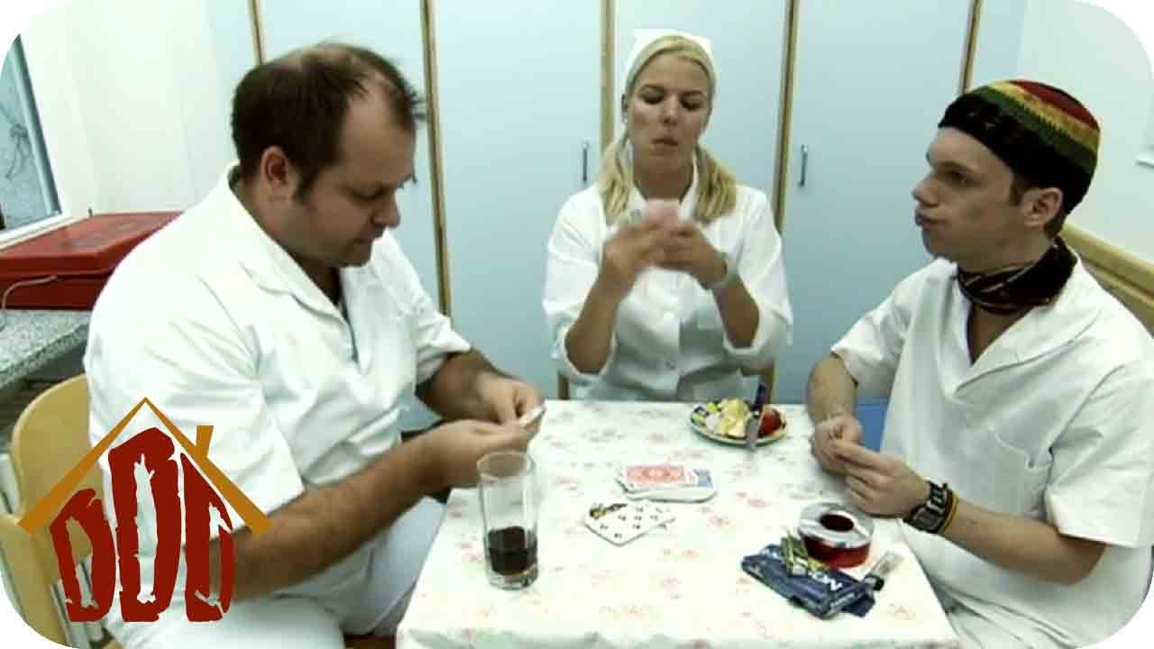 Intensiv Mau Mau | Die Dreisten Drei - Die Comedy-WG