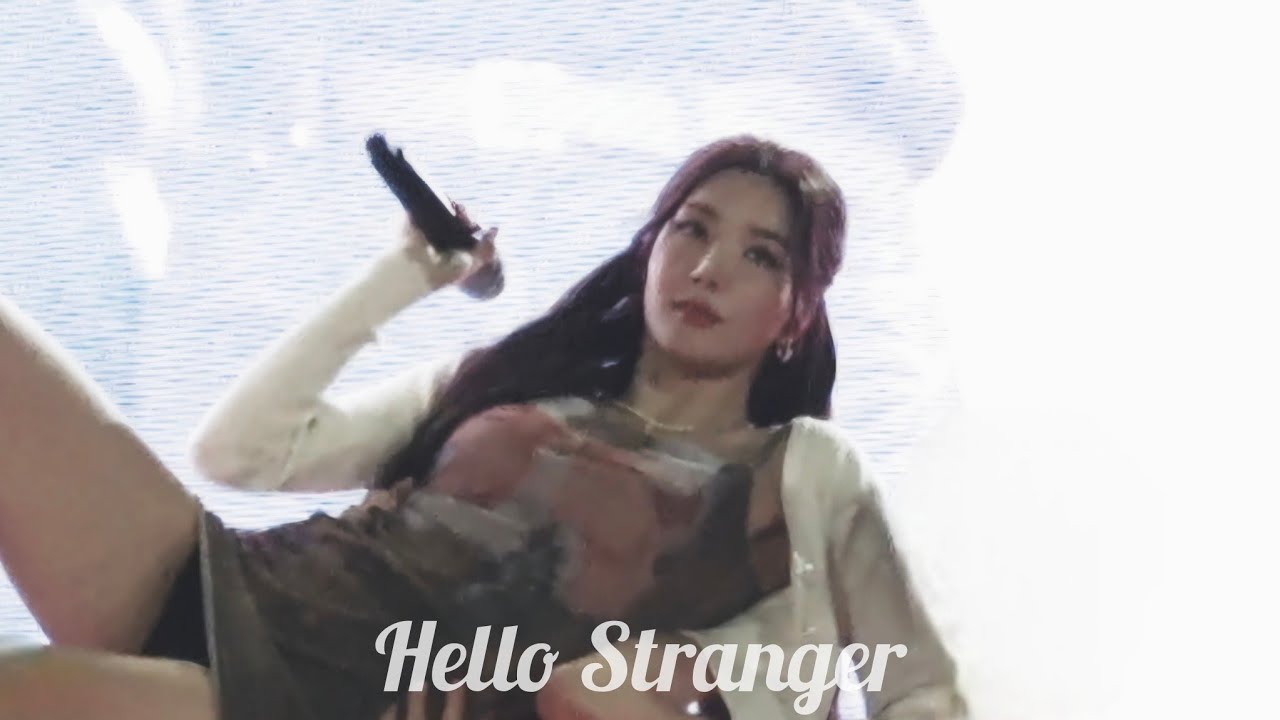 [4K] 251016 권은비 연성대 축제 Hello Stranger 직캠