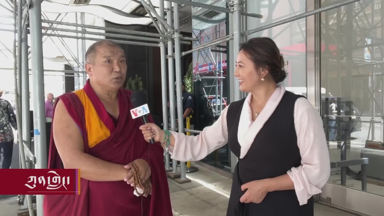 ༧གོང་ས་མཆོག་བཞུགས་གནས་མགྲོན་ཁང་དུ་ཕྱག་བསྐོར་ཞུ་མཁན་ཚོར་བཅར་འདྲི།