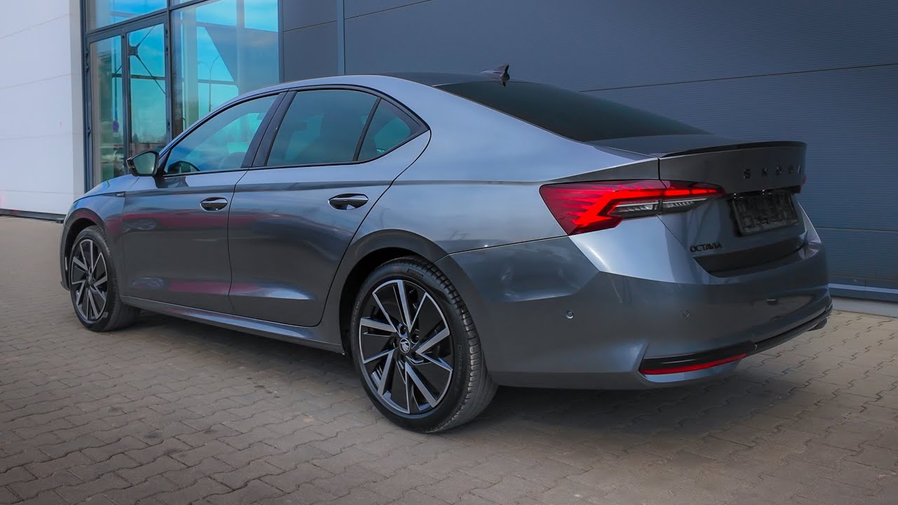 2025 Skoda Octavia Sportline 150 KM / Szary Graphite metalizowany / Design Sportline