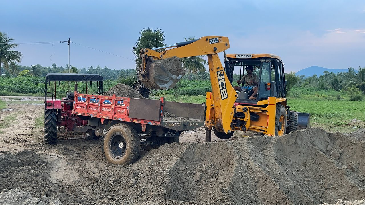 JCB 3DX Backhoe and Mahindra 415 40 HP tractor goes to soil shifting work in Weaving workshop