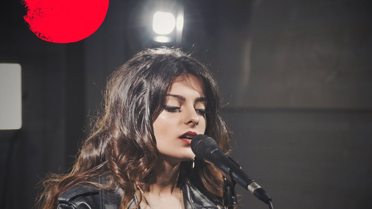Bebe Rexha: I'm Gonna Show You Crazy (live at Nova Stage - 4K)