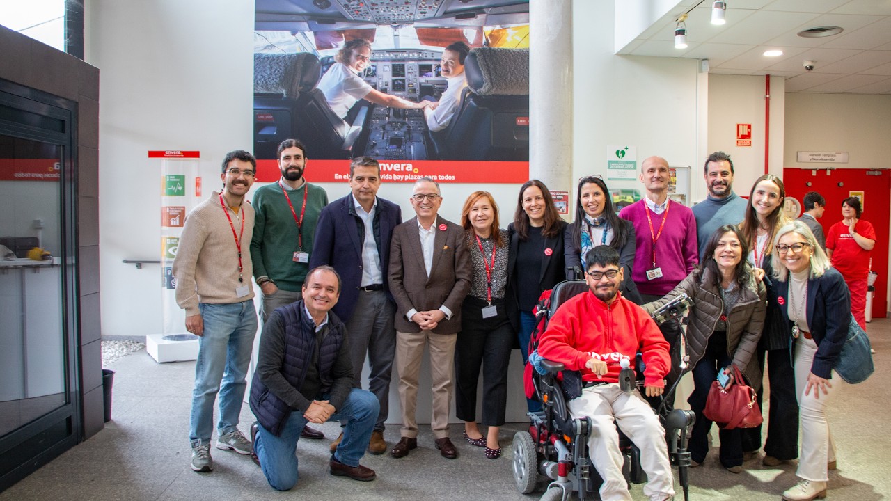 El presidente de Iberia Express visita Envera