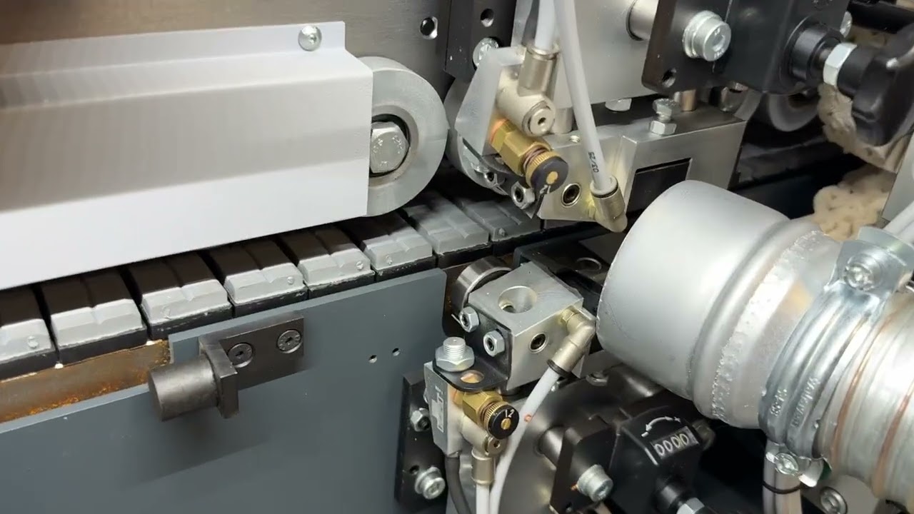 Altendorf F5 automatic Edgebander prime spray system easily 