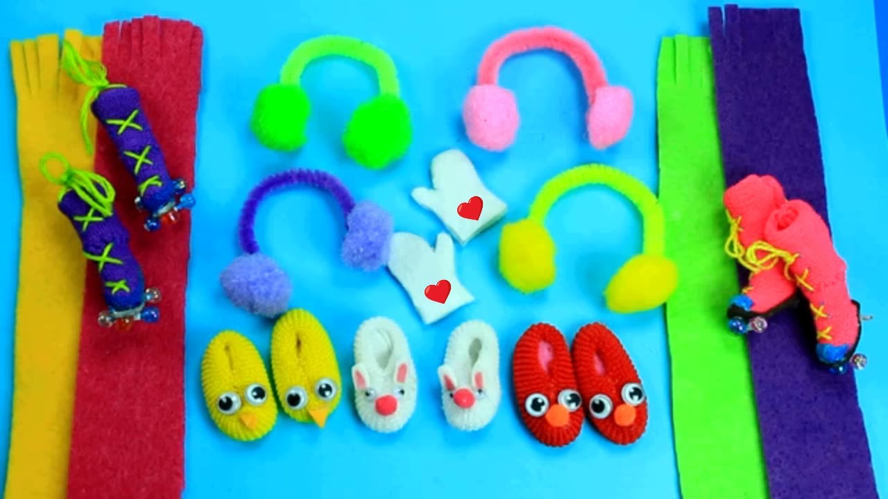 How to Make Miniature Winter Accessories  - 10 Easy DIY Doll Crafts - simplekidscrafts
