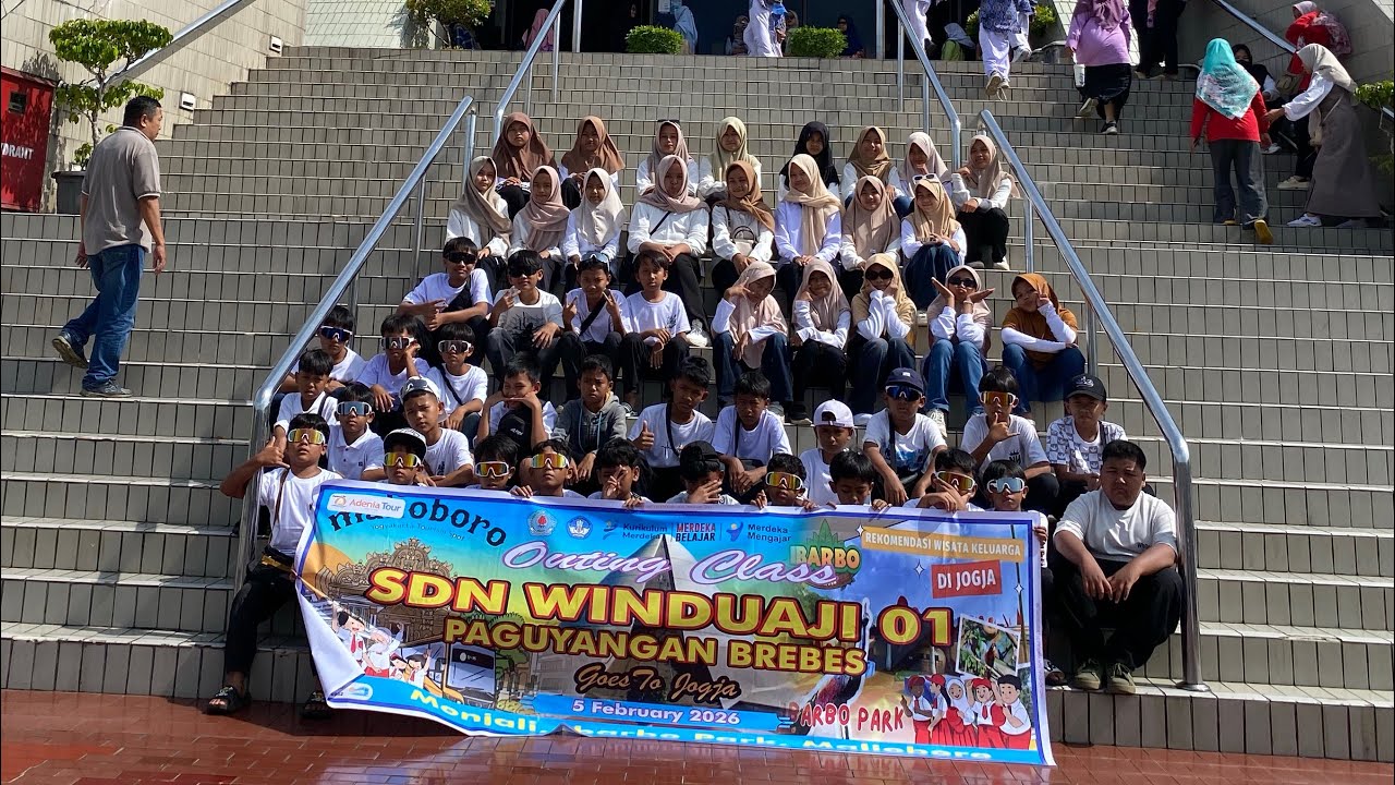 OUTING CLASS SDN WINDUAJI 01 to Yogyakarta