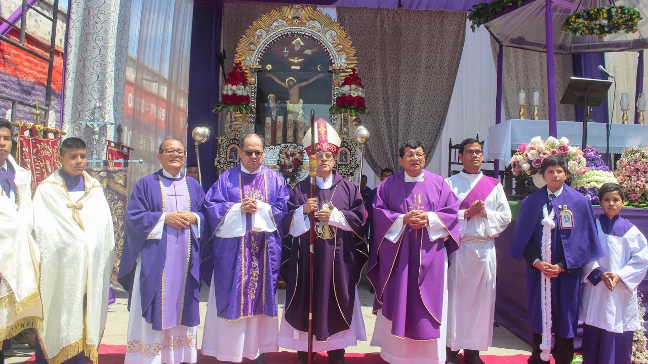 Primer recorrido procesional del Señor de los Milagros de Campodónico - Chiclayo 2023