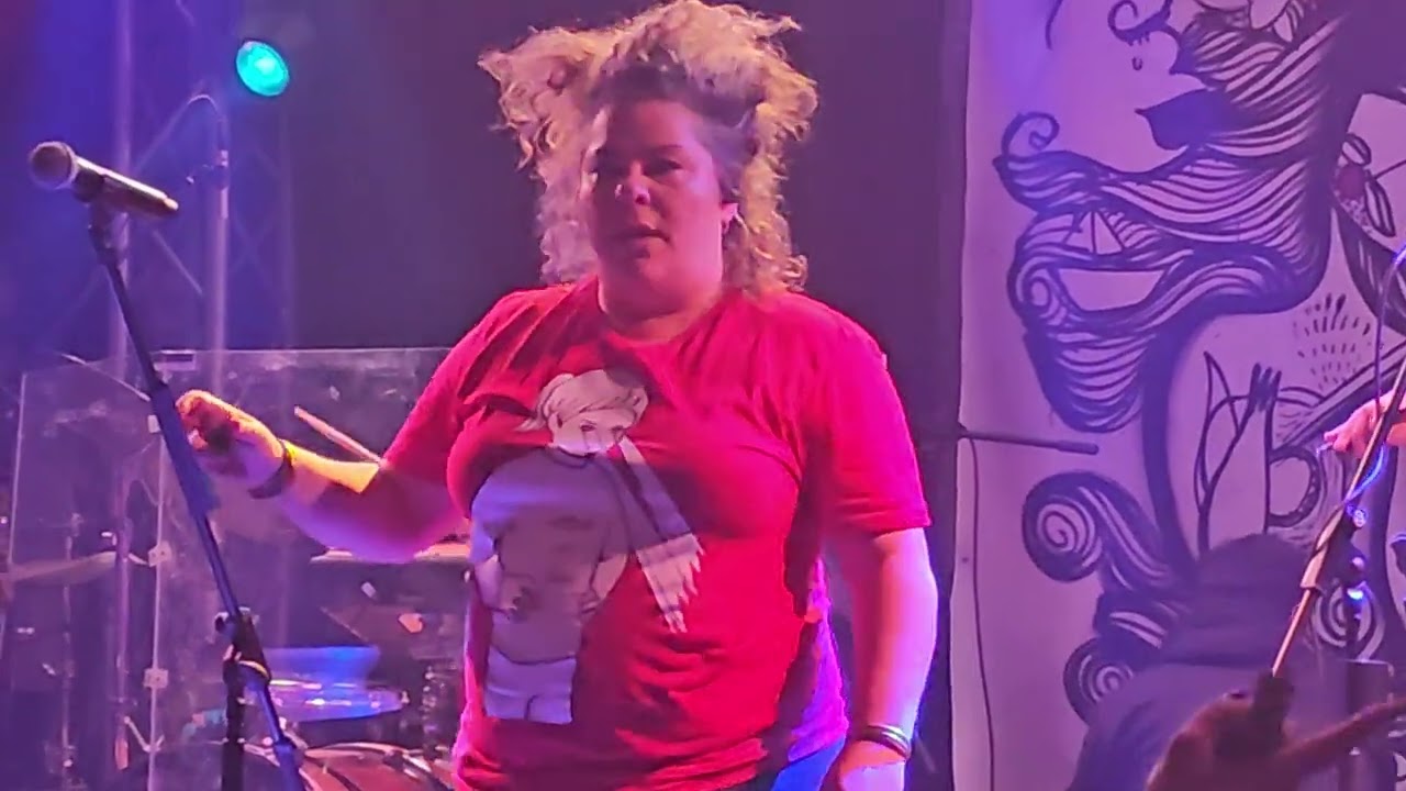 Ματούλα Ζαμάνη - Στις Χαραυγές Ξεχνιέμαι (Live στο Κύτταρο 08.02.2025)