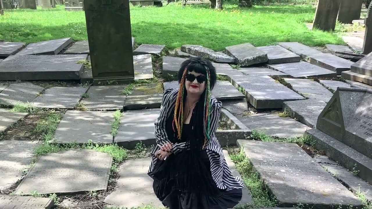 The stunning churchyard & ancient stones of St Thomas à Becket, Heptonstall, West Yorkshire