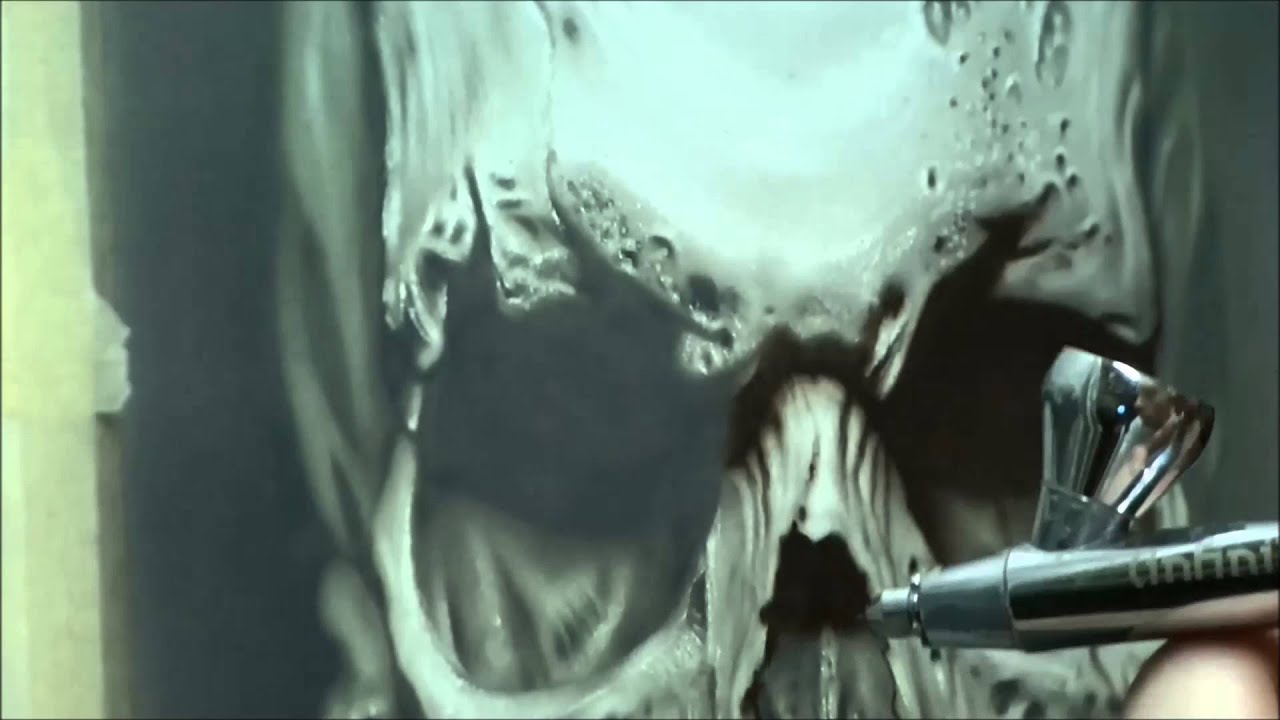 airbrush realistic skull by Jarosław Bytow