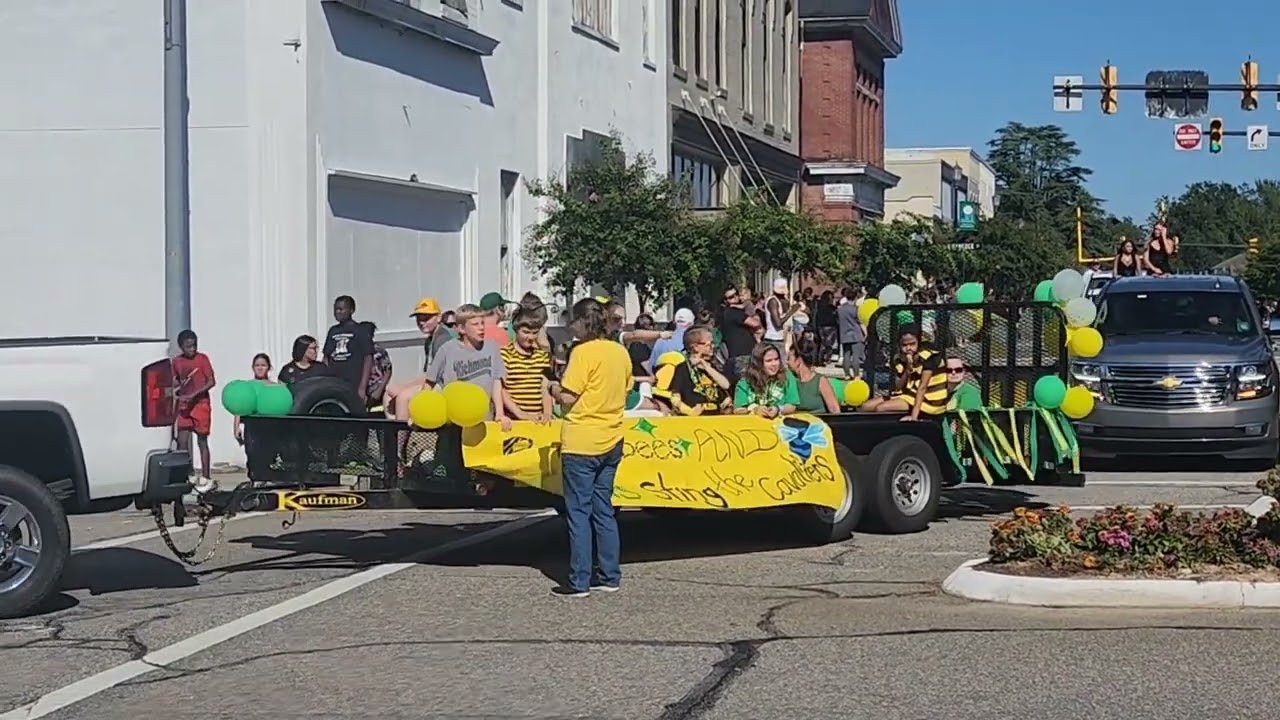 Richmond Raiders Homecoming Parade 2023 Rockingham. NC (Richmond Cheerleaders start @ 18:00