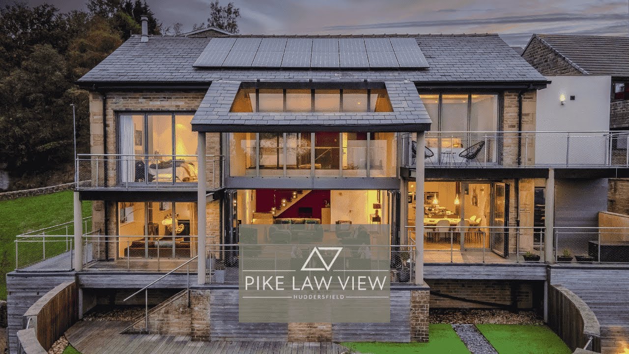 MODERN FAMILY HOME | PIKE LAW VIEW | HUDDERSFIELD | WEST YORKSHIRE