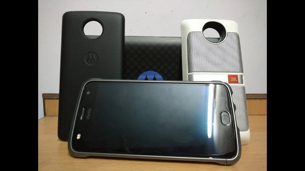 Moto Z2 Play + Moto Mods + Armor Kit Review