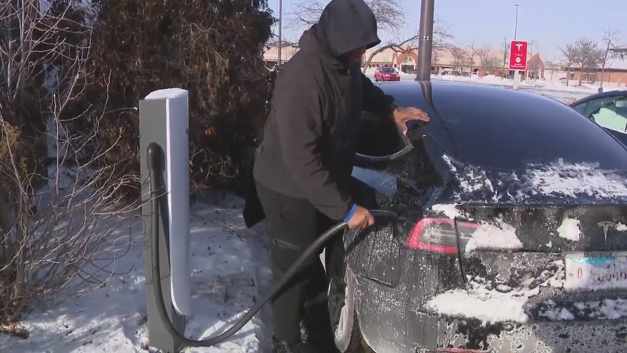 EV drivers struggle to keep batteries charged amid winter freeze