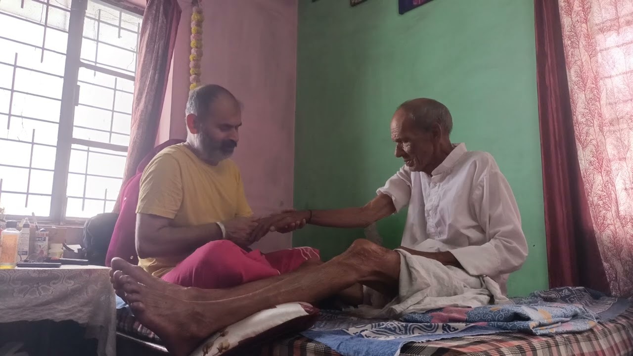 माता-पिता की सेवा ही ईश्वर पूजा है..