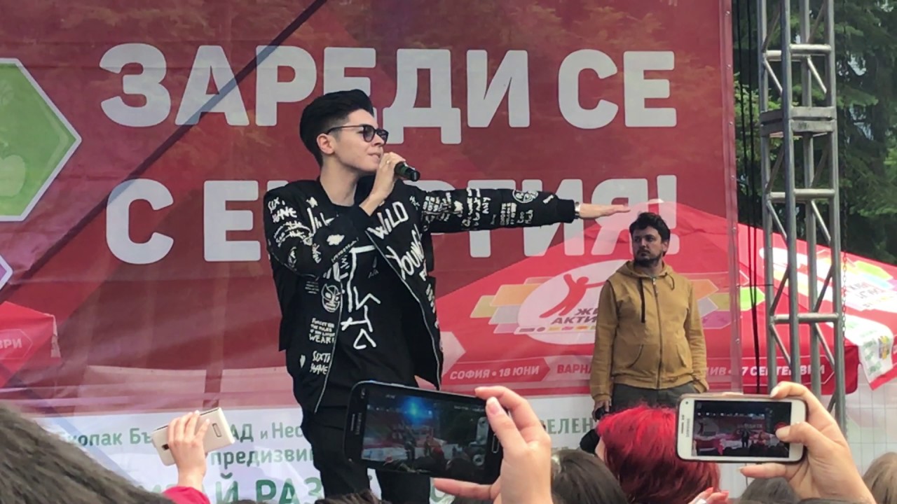 Кристиан Костов на живо на 