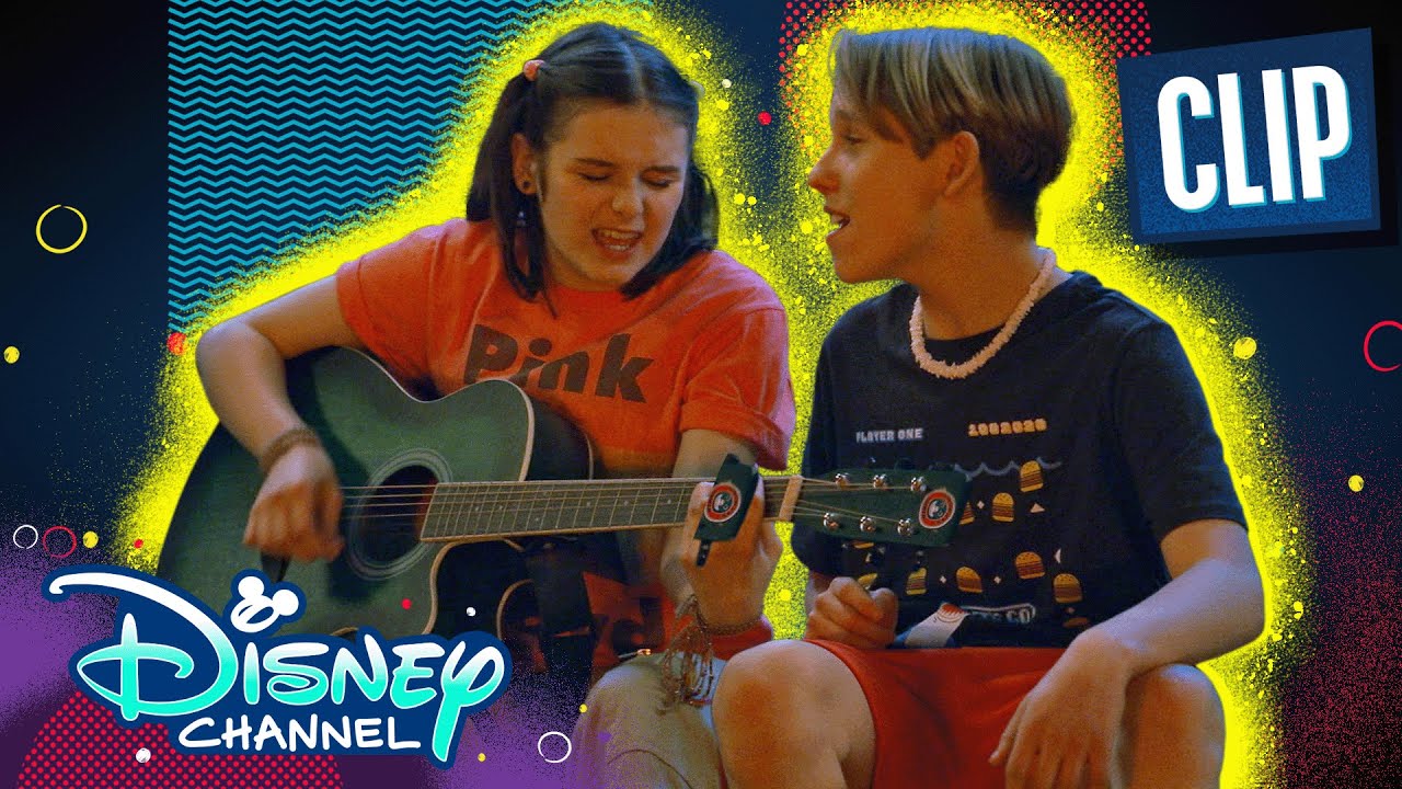 Hakuna Matata! 🦁| BUNK'D | @disneychannelanimation