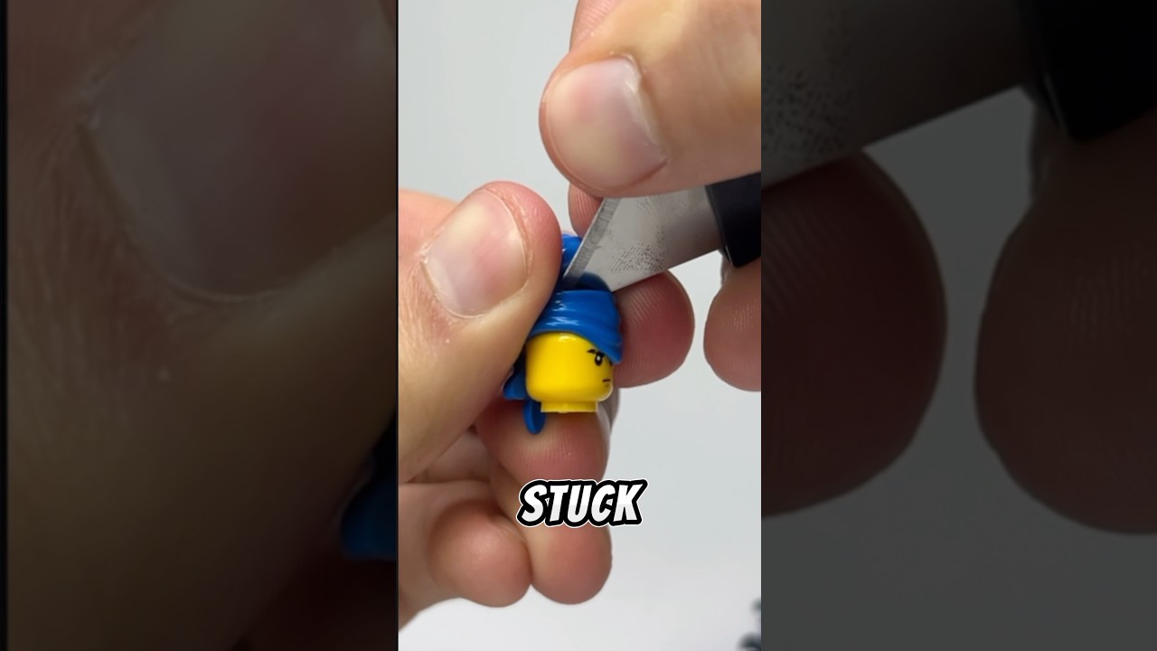 Исправление застрявшей минифигурки LEGO с помощью ВАШИХ комментариев (вы не поверите как!) #lego ...
