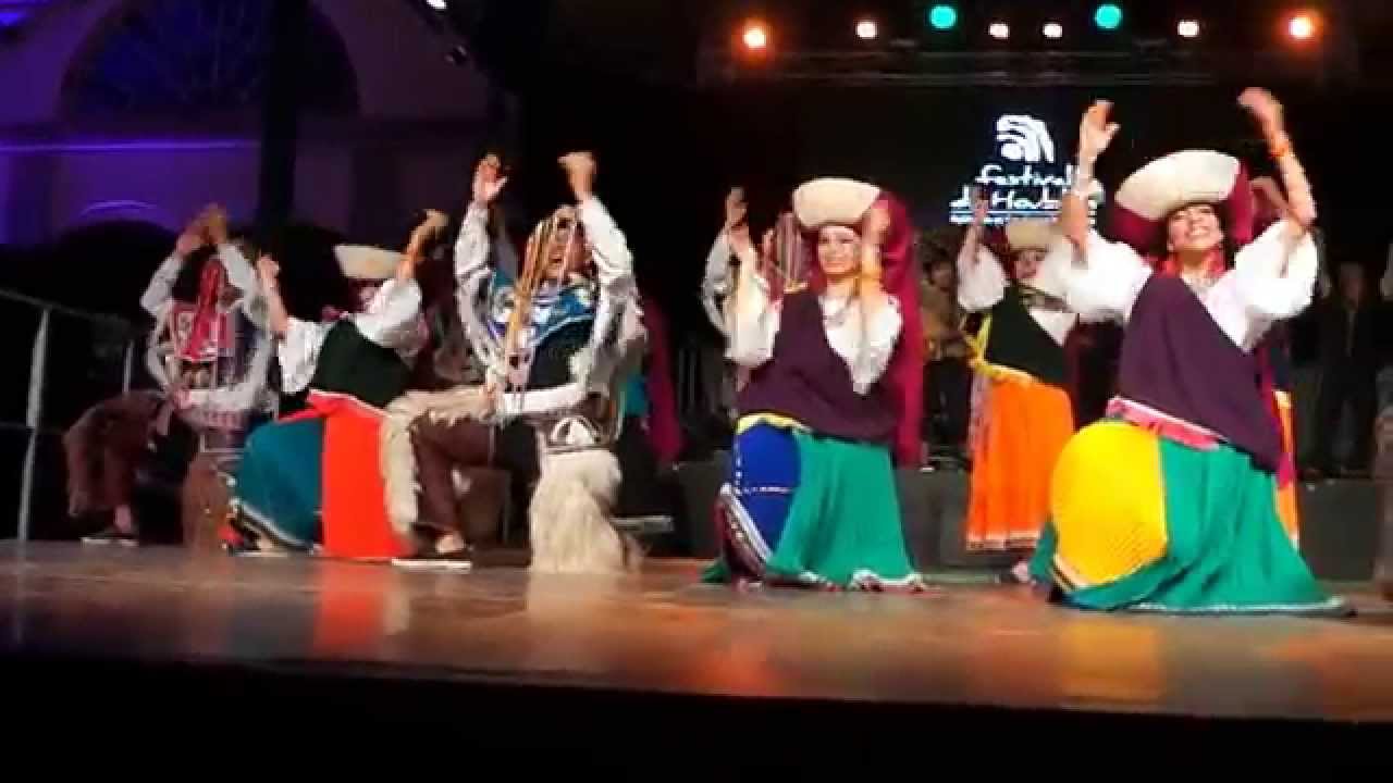 Jahua Nan Group Folklore Dance from Ecuador at Festival du Houblon