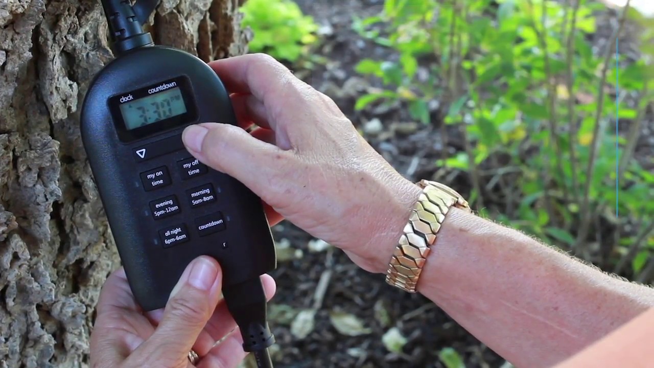 myTouchSmart&trade; Indoor/Outdoor Plug-in Digital Timer