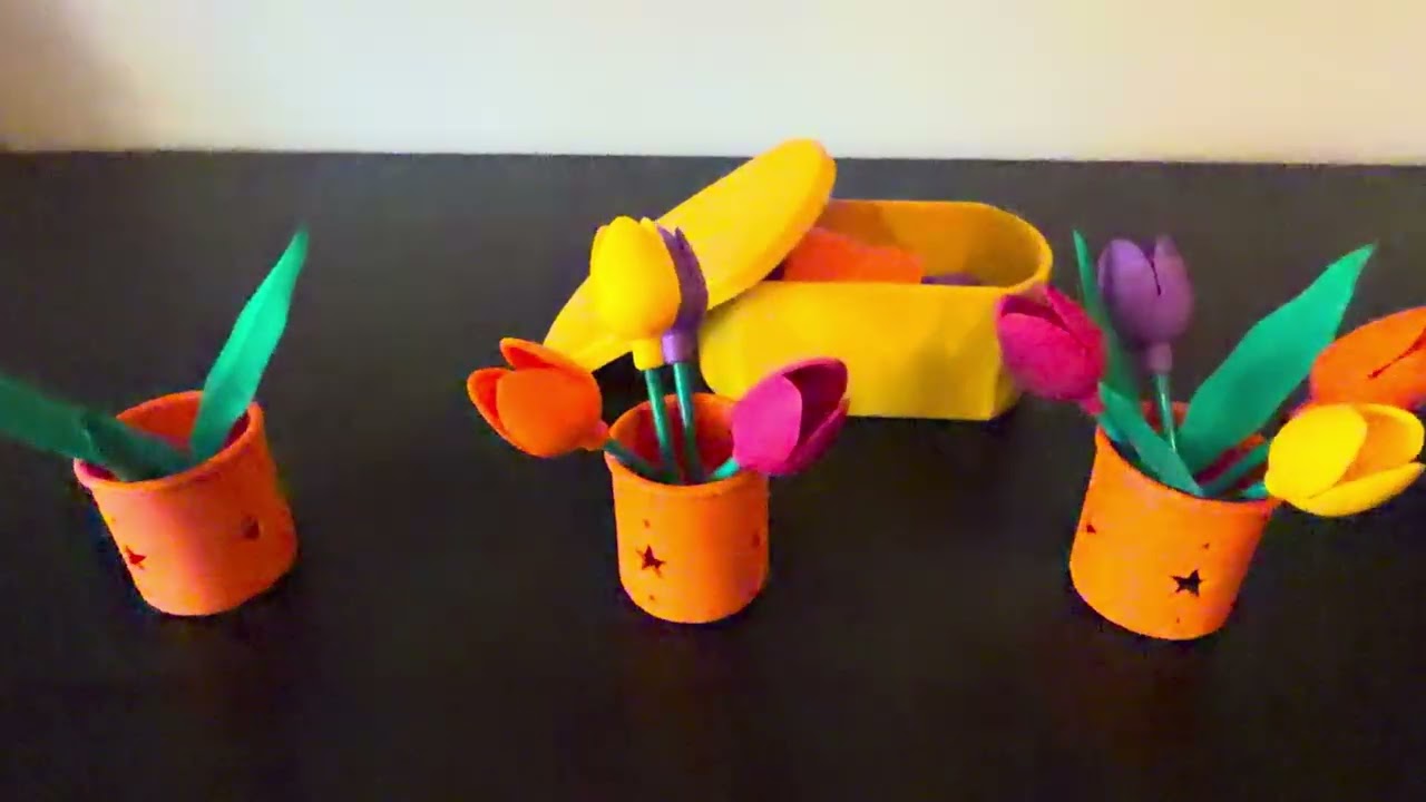 No Wrong Answers: Creative Ways to Engage with the Geri-Gadgets® Flower Bucket