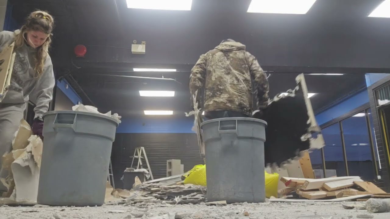 Working this holiday with 24K Junk Removal on my day off. Featuring Canadian Treasure Hunter.  