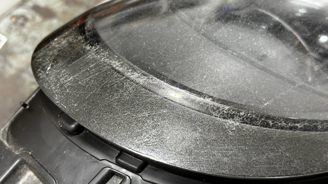 Porsche 981 Headlight Lens Replacement Service