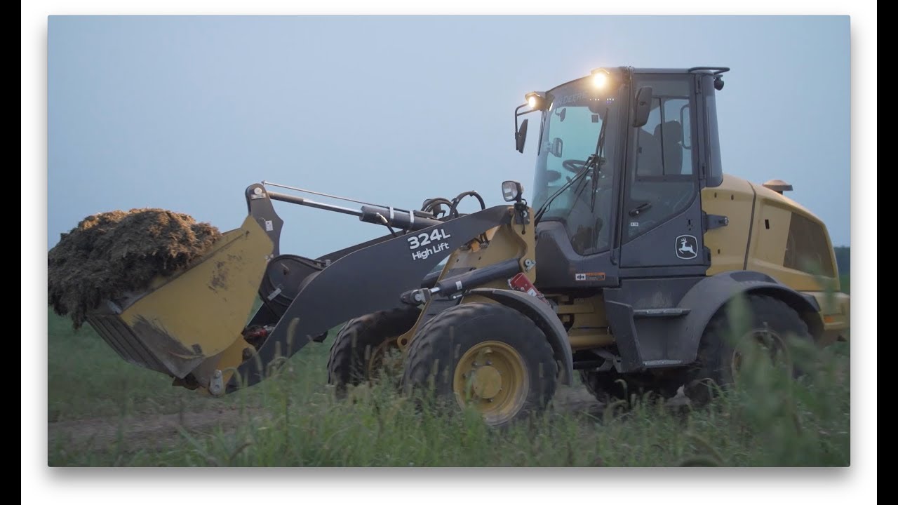 John Deere 324L Compact Wheel Loader