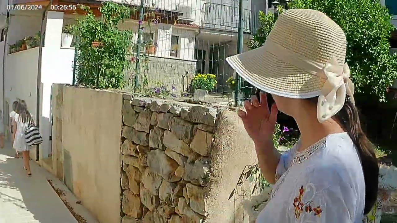 Walking around in Jelsa (Hvar)