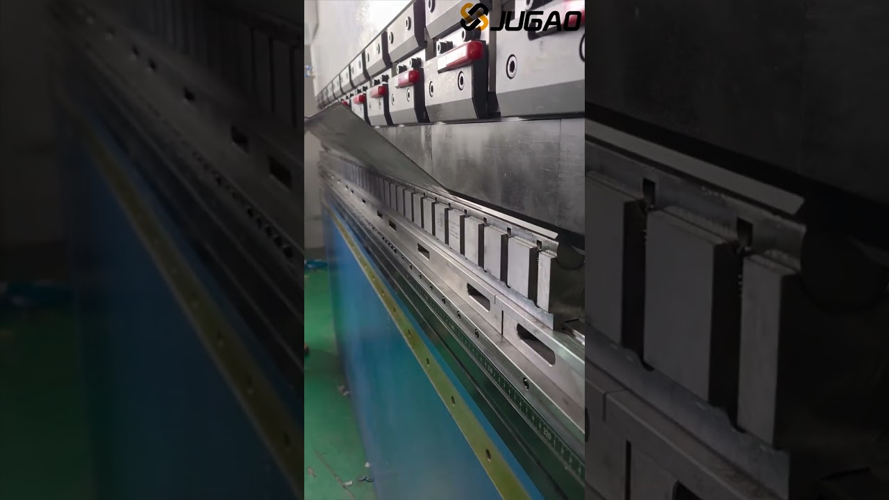 &plusmn;0.1&deg; bending accuracy? JUGAO press brake makes it happen!
