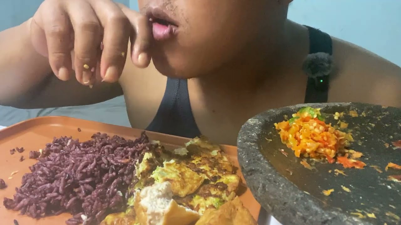 Nasi Hitam Sambal Bawang Pedas | Tahu dan Telor goreng || asmr mukbang 