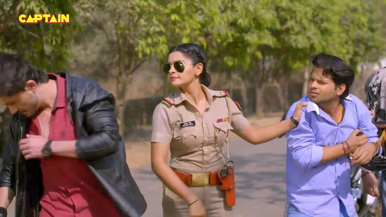 लड़की छेड़ने के जुर्म में मार दिया जब Karishma Singh ने नेताजी के आदमी को थप्पड़ || Best Of Maddam Sir
