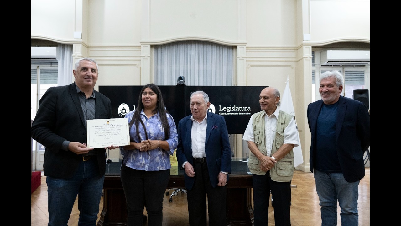 Distinción al libro 