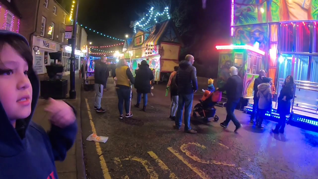 OUR LITTLE TOWN OF CHATTERIS CHRISTMAS FAIR: 🦔🇬🇧🇵🇭❤️