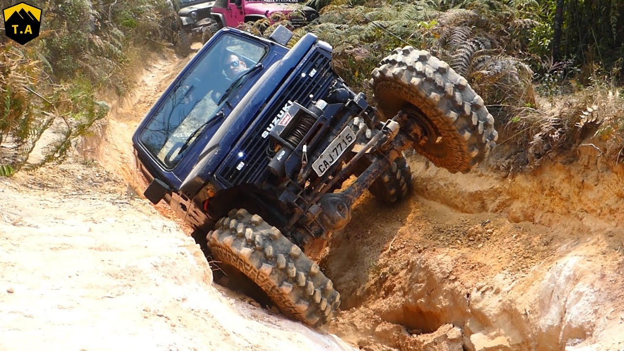Trilha 4x4 PESADA - CJ5 Vortec V6, Samurai Monstro, Troller Tarja Preta & Wrangler JK