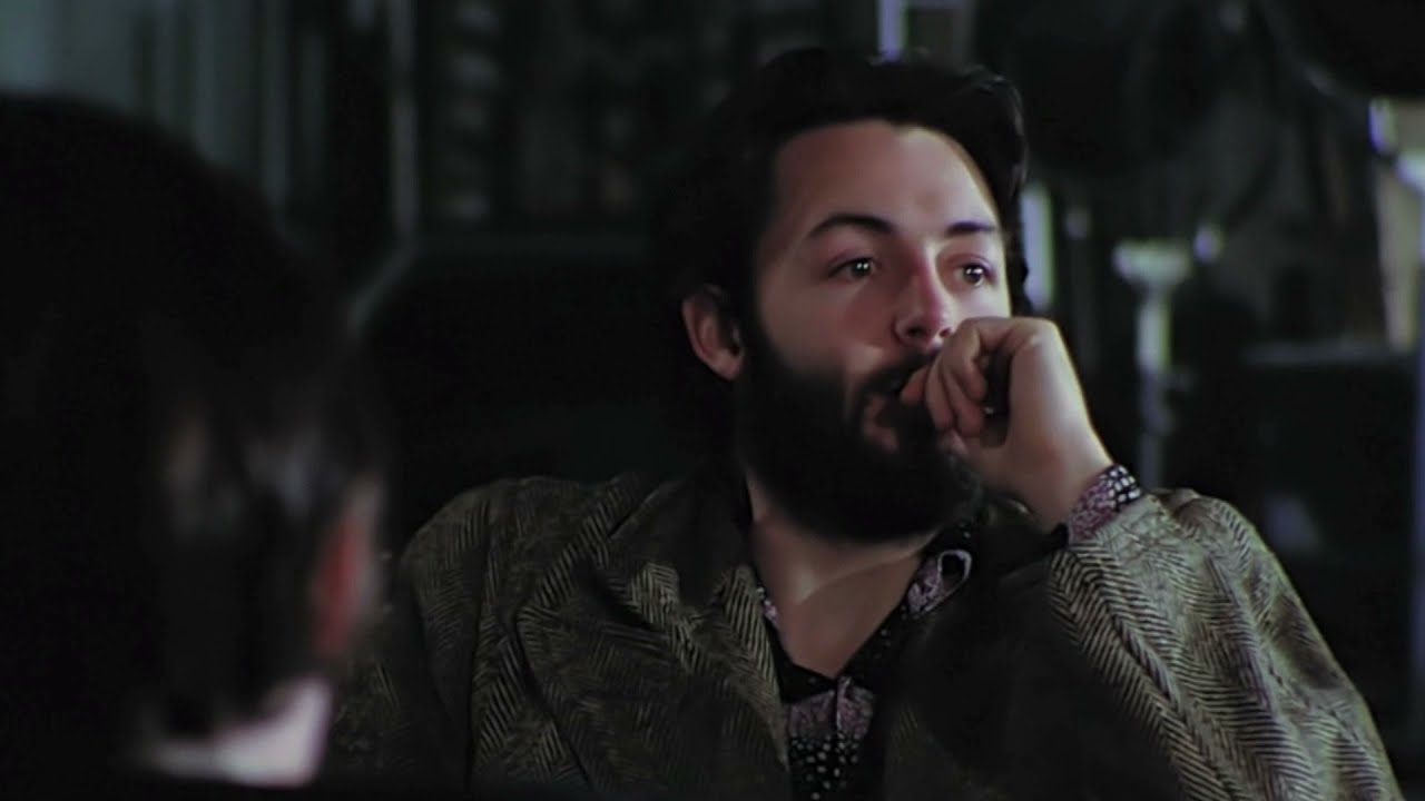 GET BACK Paul Mccartney cries: 