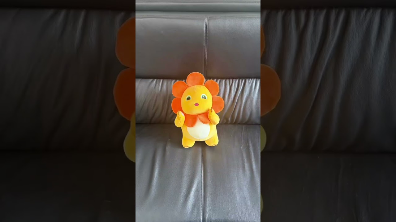 Nailong goes everywhere with me #plushtoys #toys #gift #nailong #dinokuning #fyp